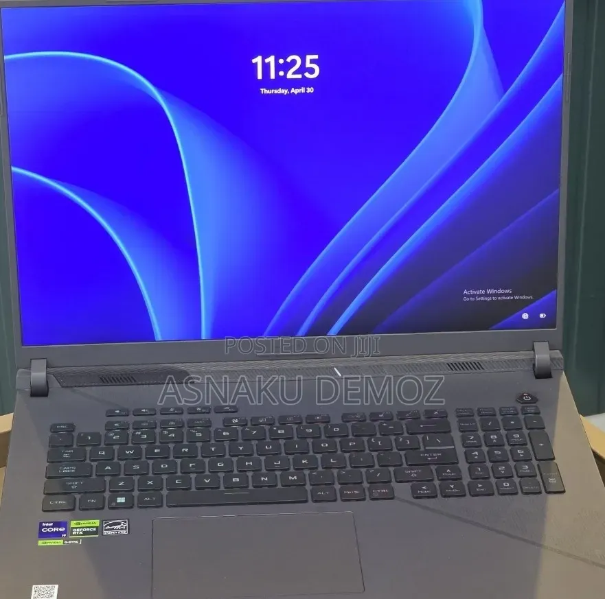 New Laptop Asus ROG Strix G18 16GB Intel Core i9 SSD 1T