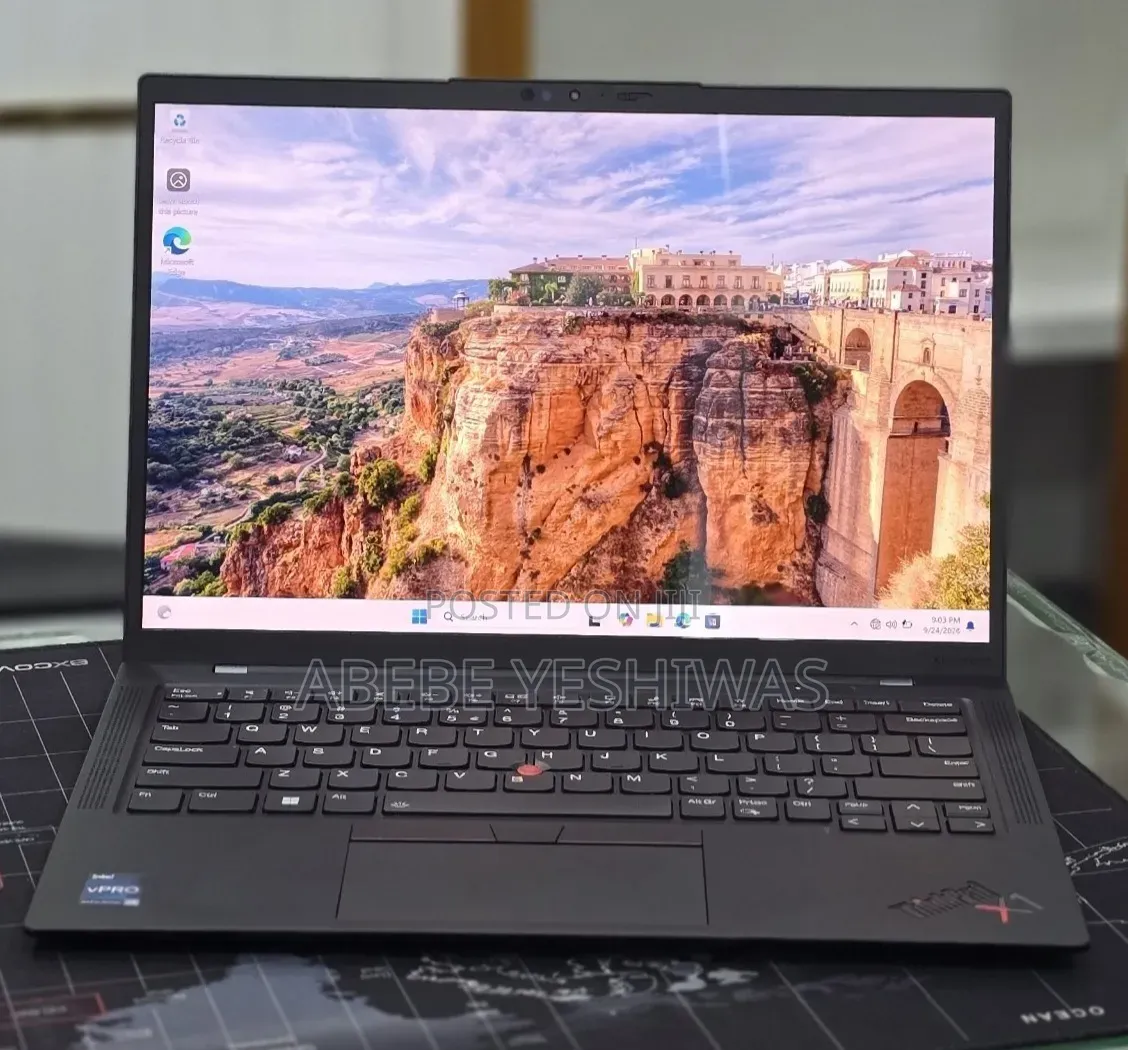 New Laptop Lenovo ThinkPad X1 Carbon 16GB Intel Core i7 SSD 512GB