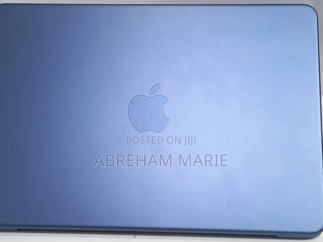 New Laptop Apple MacBook Neo 2026 8GB Intel Core 5 SSD 256GB