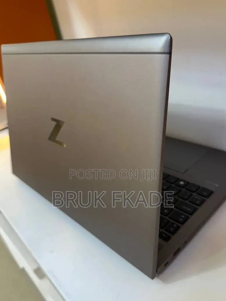 New Laptop HP ZBook 15 16GB Intel Core i7 SSD 512GB