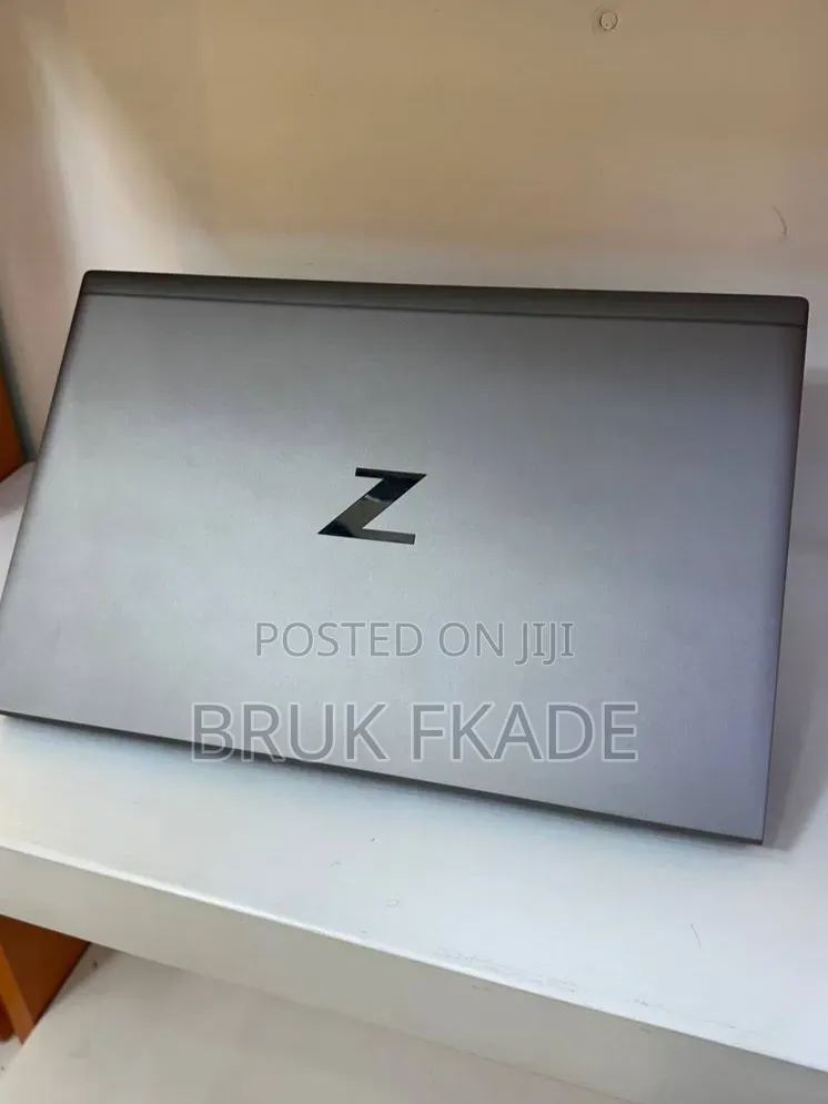 New Laptop HP ZBook 15 16GB Intel Core i7 SSD 512GB