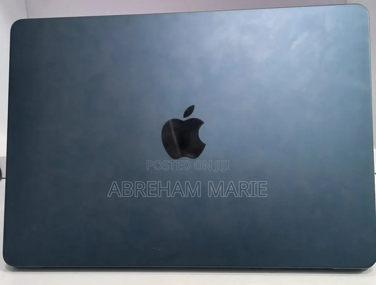New Laptop Apple MacBook Air 2022 M2 8GB Intel Core M2 SSD 256GB