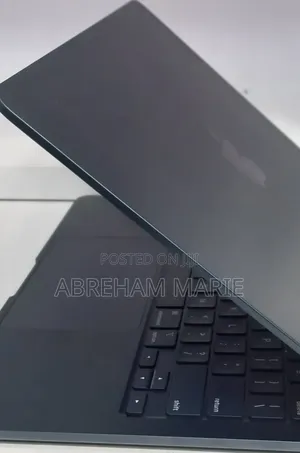 New Laptop Apple MacBook Air 2022 M2 8GB Intel Core M2 SSD 256GB