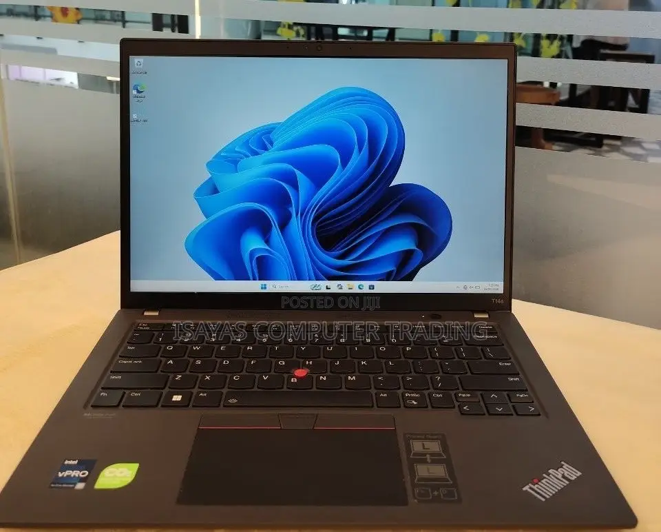 New Laptop Lenovo ThinkPad T14 G4 16GB Intel Core i7 SSD 512GB
