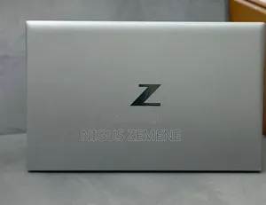 New Laptop HP ZBook Firefly G8 16GB Intel Core i7 SSD 512GB