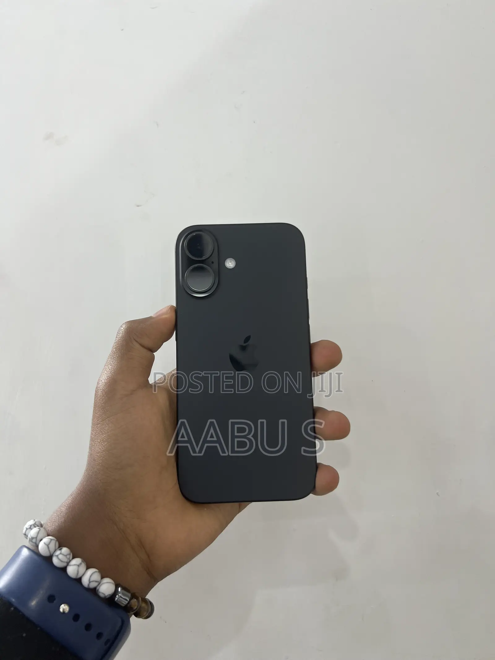 New Apple iPhone 16 128 GB Black