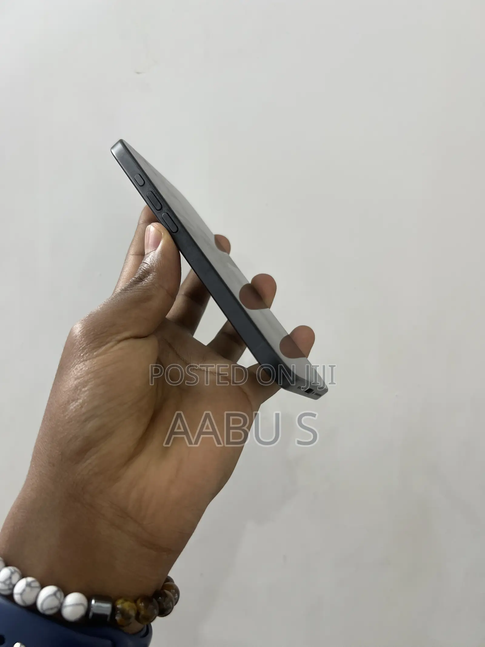 New Apple iPhone 16 128 GB Black
