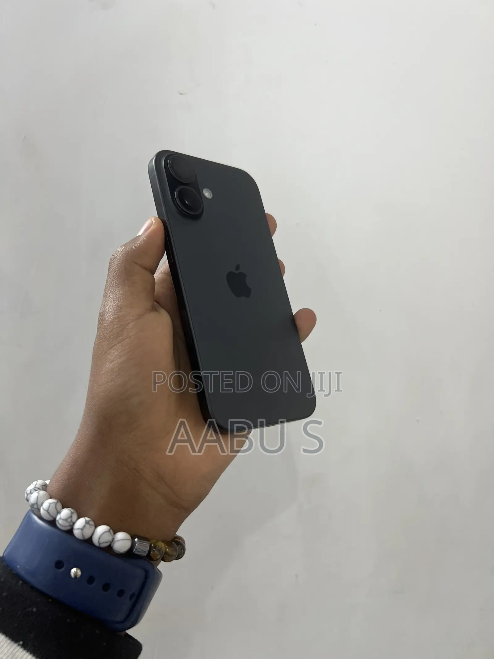 New Apple iPhone 16 128 GB Black