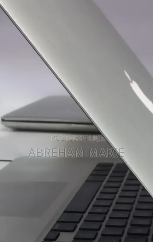 New Laptop Apple MacBook Air 2017 8GB Intel Core i7 SSD 128GB