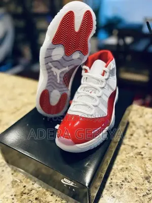 Air Jordan 11 Cherry Original