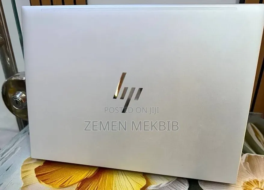 New Laptop HP EliteBook 840 G9 16GB Intel Core i5 SSD 512GB