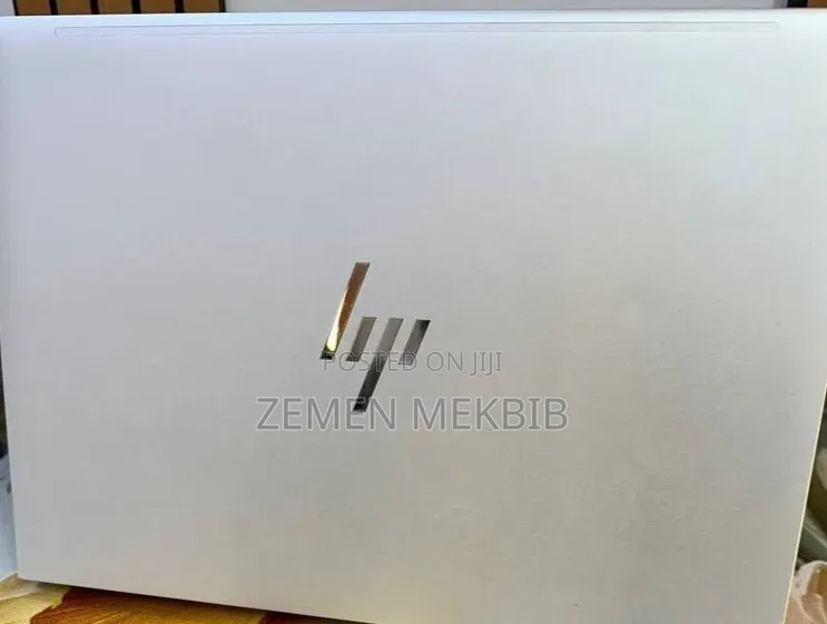 New Laptop HP EliteBook 840 G9 16GB Intel Core i5 SSD 512GB
