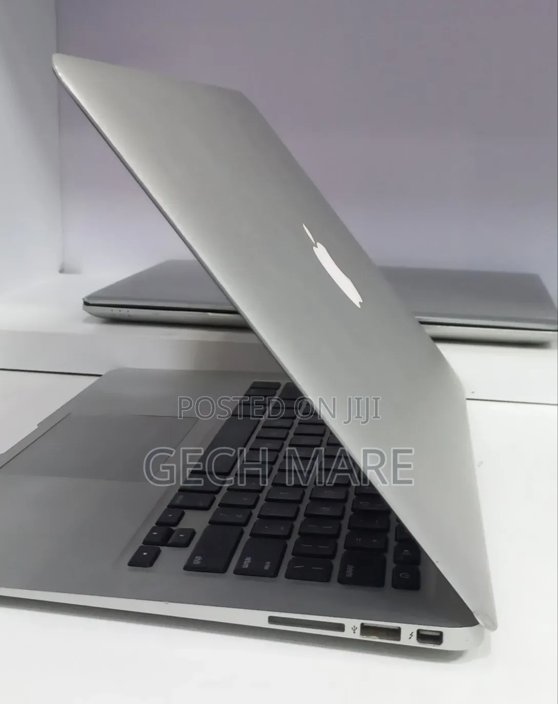 New Laptop Apple MacBook Air 2017 8GB Intel Core i7 SSD 128GB