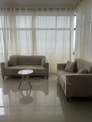 Like New 5 Seater Sofa
