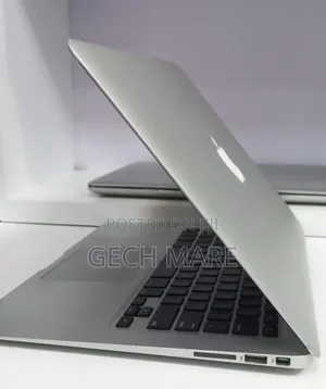 New Laptop Apple MacBook Air 2017 8GB Intel Core i7 SSD 128GB