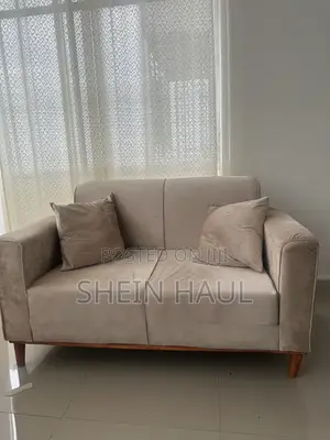 Like New 5 Seater Sofa
