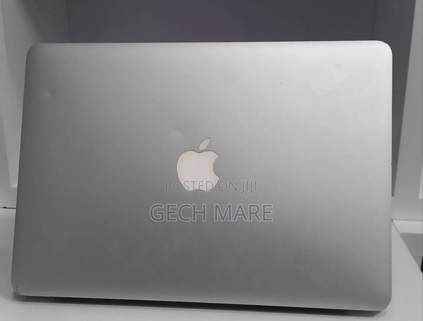 New Laptop Apple MacBook Air 2017 8GB Intel Core i7 SSD 128GB