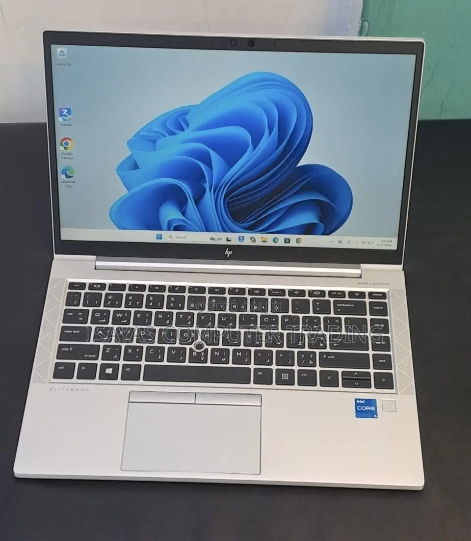 New Laptop HP EliteBook 840 G8 16GB Intel Core i5 SSD 512GB