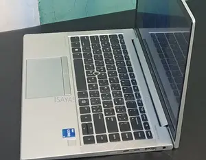 New Laptop HP EliteBook 840 G8 16GB Intel Core i5 SSD 512GB