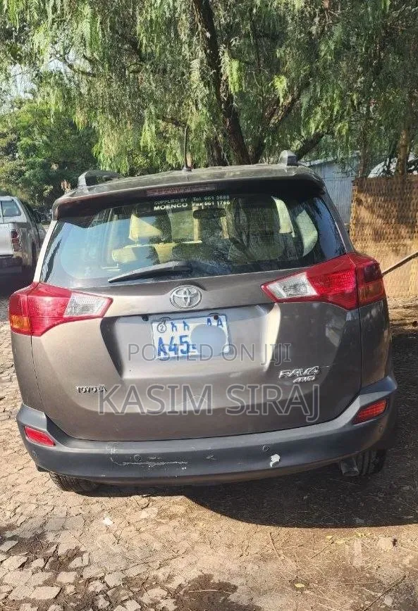 Toyota RAV4 LE 4dr SUV (2.5L 4cyl 6A) 2015 Blue