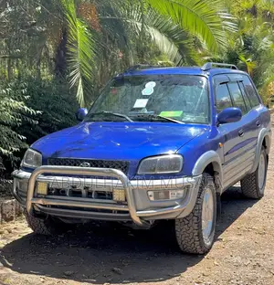 Toyota RAV4 1999 Blue