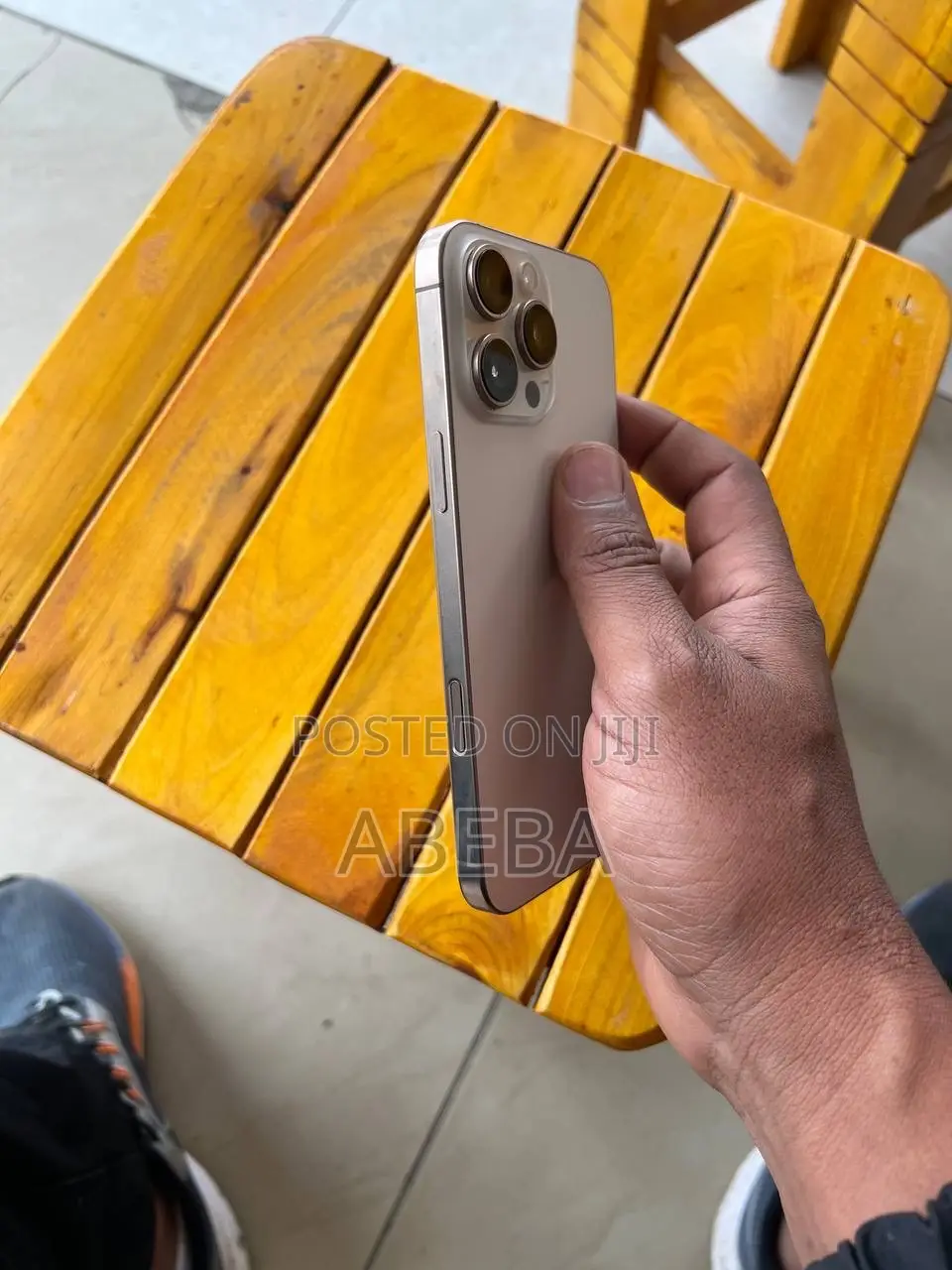 New Apple iPhone 16 Pro Max 256 GB Bronze