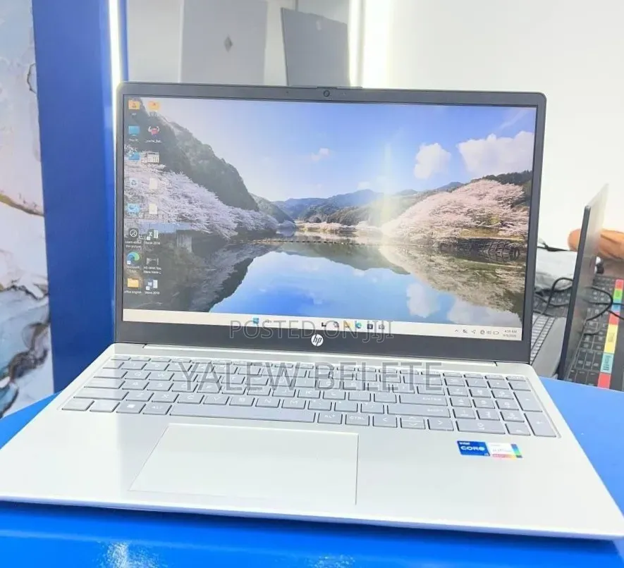 New Laptop HP Stream Notebook 16GB Intel Core i5 SSD 1T