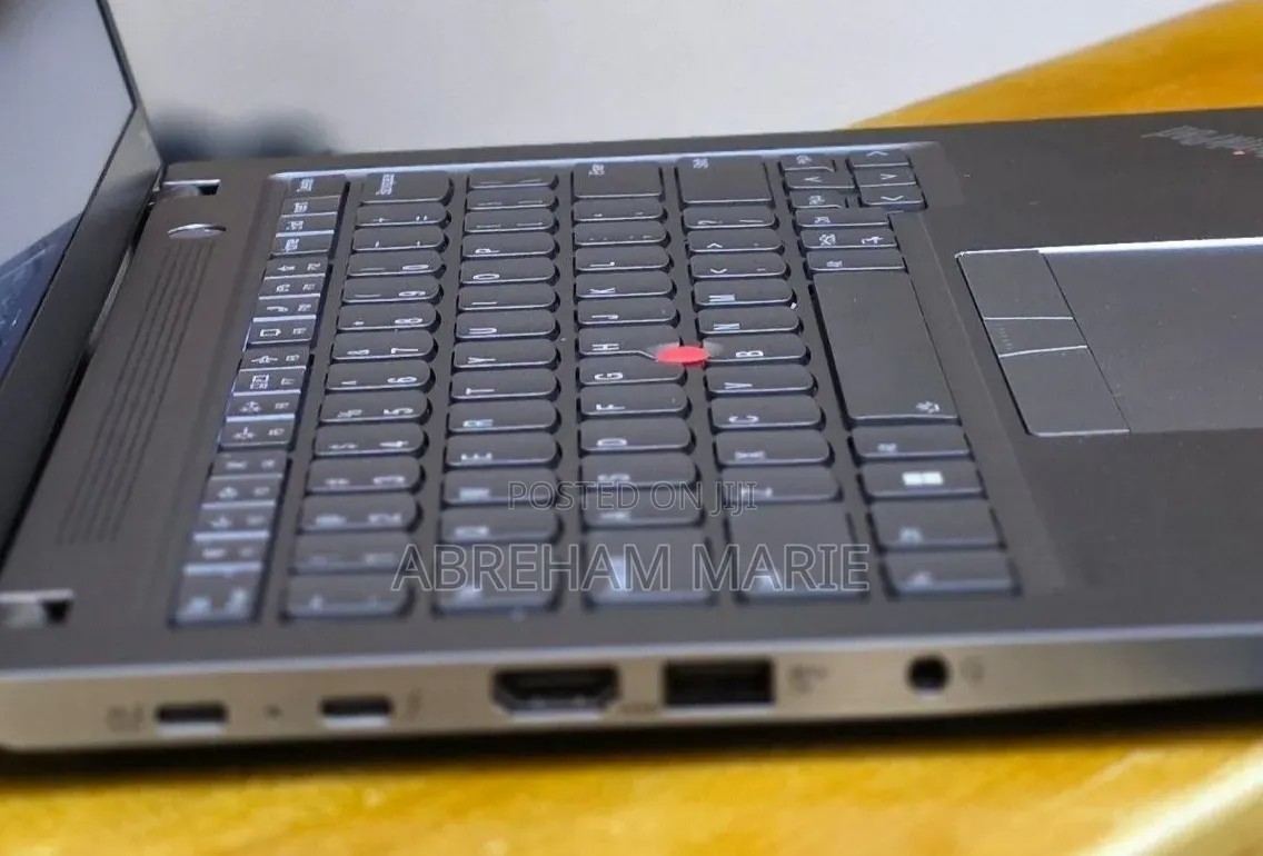 New Laptop Lenovo ThinkPad T14s G4 32GB Intel Core i7 SSD 512GB