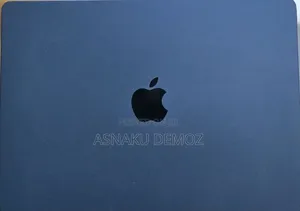 New Laptop Apple MacBook Air 2025 M4 16GB Apple M4 SSD 256GB
