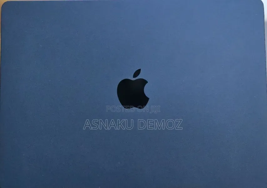 New Laptop Apple MacBook Air 2025 M4 16GB Apple M4 SSD 256GB