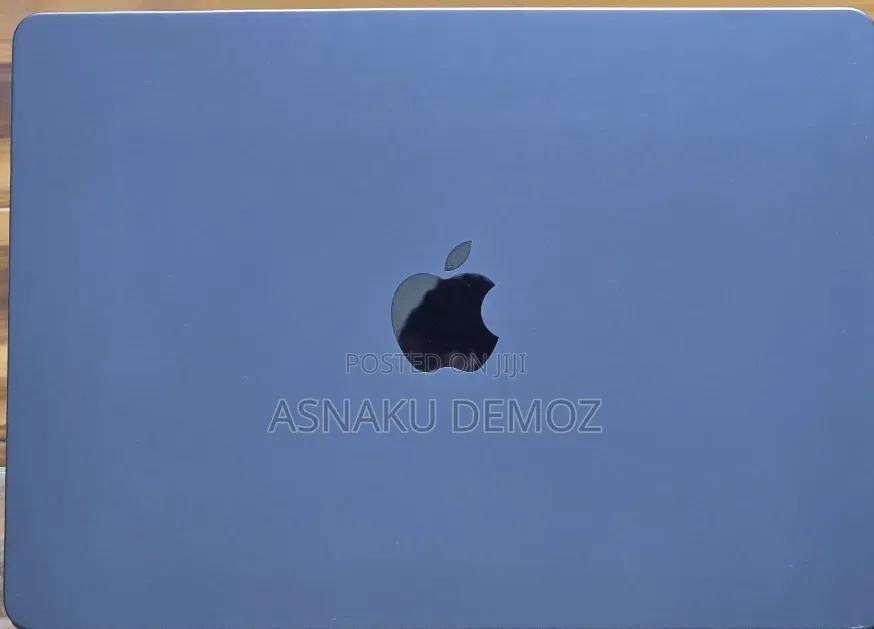New Laptop Apple MacBook Air 2025 M4 16GB Apple M4 SSD 256GB