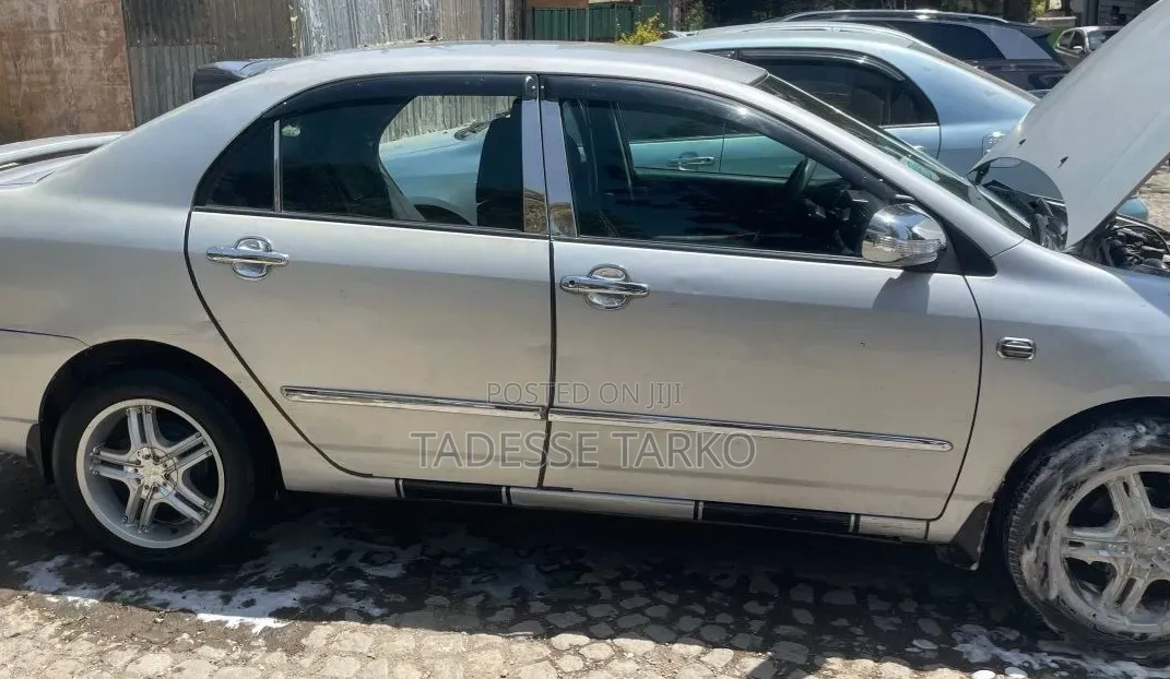 Toyota Corolla 2005 Silver
