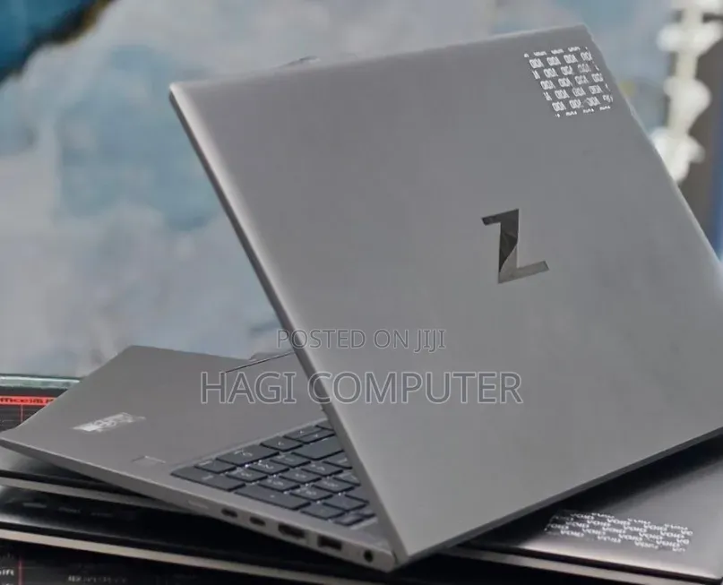 New Laptop HP ZBook 15 16GB Intel Core i5 SSD 512GB
