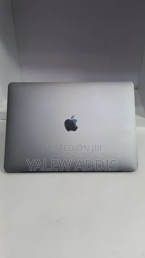 New Laptop Apple MacBook Pro 2020 M1 8GB Apple M1 SSD 256GB
