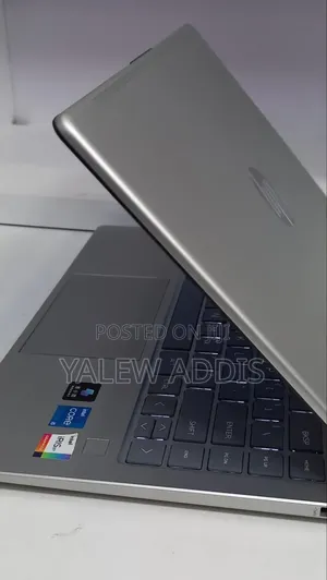 New Laptop HP Stream Notebook 16GB Intel Core i5 SSD 512GB