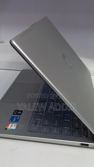 New Laptop HP Stream Notebook 16GB Intel Core i5 SSD 512GB