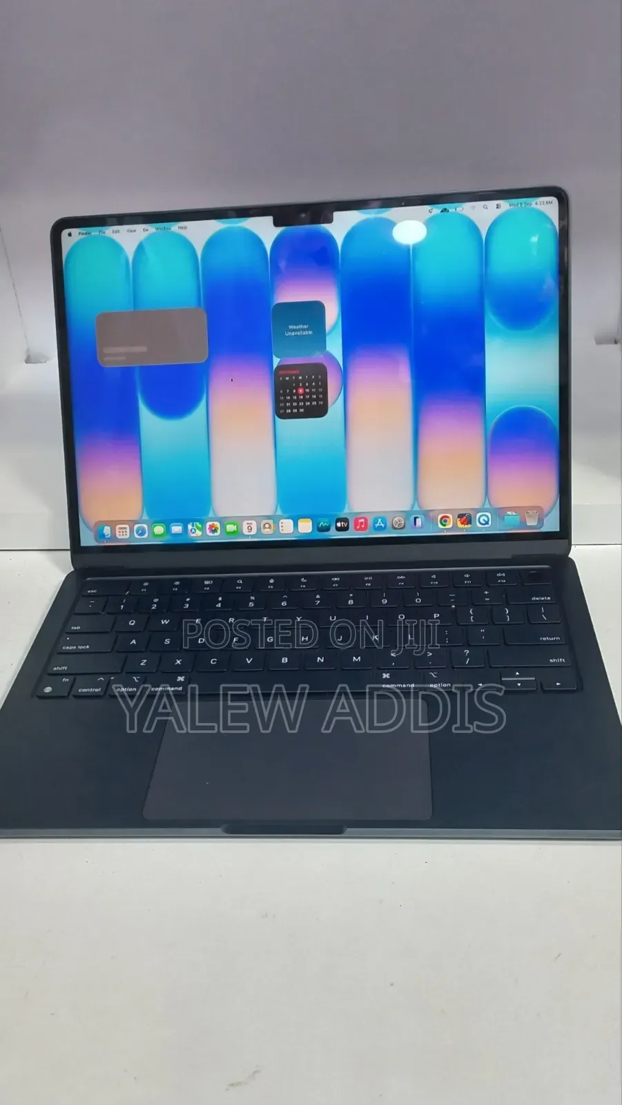 New Laptop Apple MacBook Air 2022 M2 8GB Apple M2 SSD 256GB