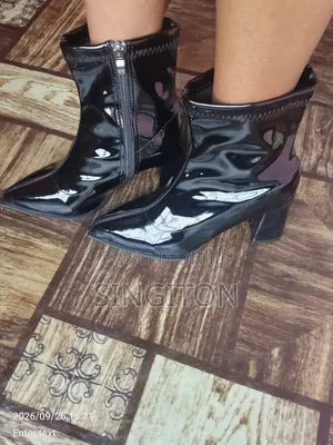 Woman Boots