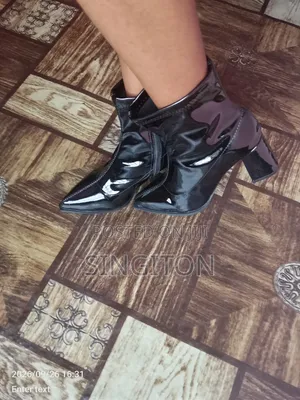 Woman Boots