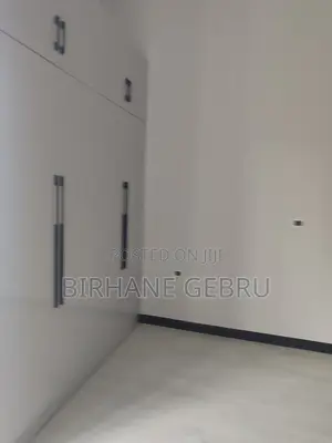 4bdrm Apartment in Luxury Apartiment, Kirkos for rent