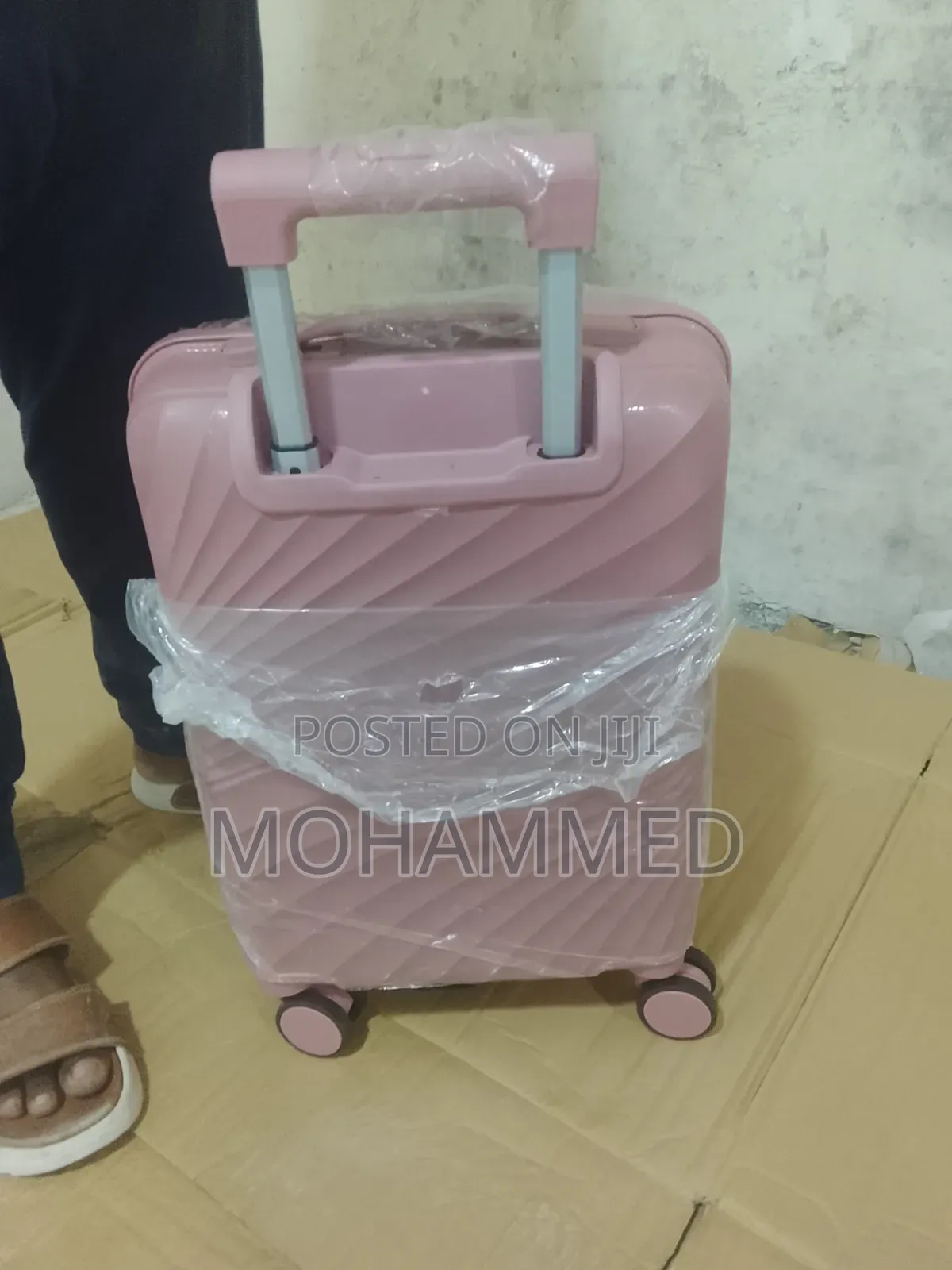 Traveling Bag