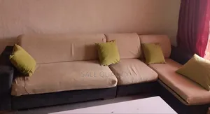 Sofa L Shape ጥሩ ሁኔታ ላይ ያለ አዲስ ሶፋ