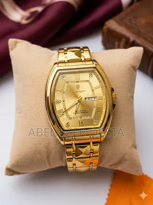 Gold-Toned Poedagar 958 Men's Quartz Wristwatch With a Day-Date Displ