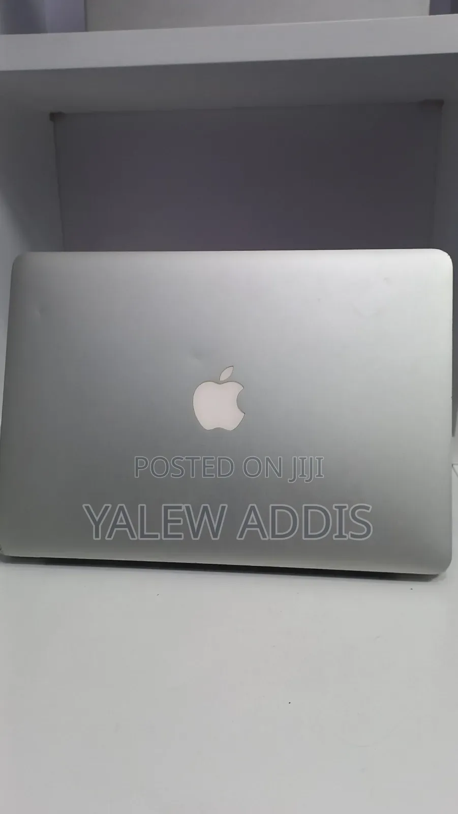 New Laptop Apple MacBook Air 2017 8GB Intel Core i7 SSD 128GB