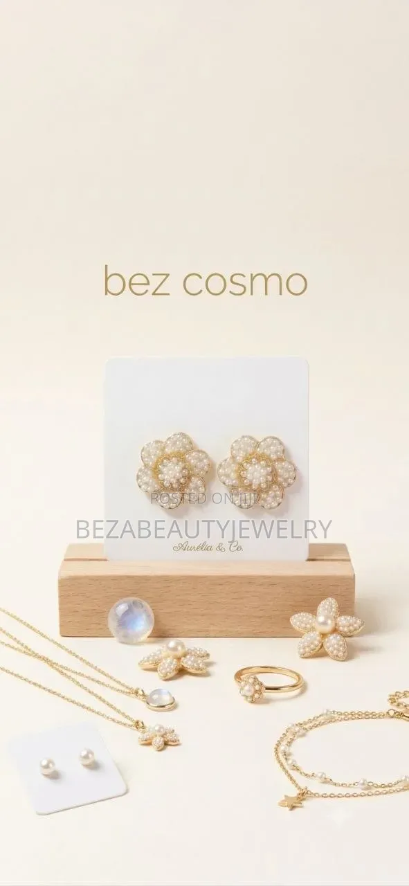 Jewelry Set [Necklace and Earrings]