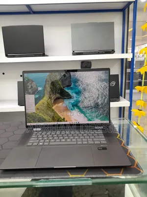New Laptop HP Spectre 16GB Intel Core Ultra 7 SSD 1T