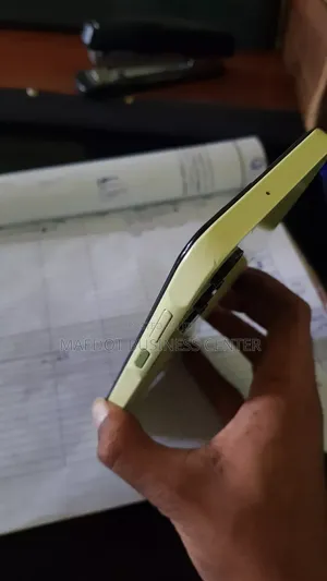 Samsung Galaxy A25 256 GB Yellow