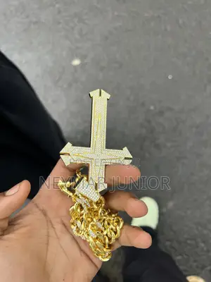 Iced or Gold Chain