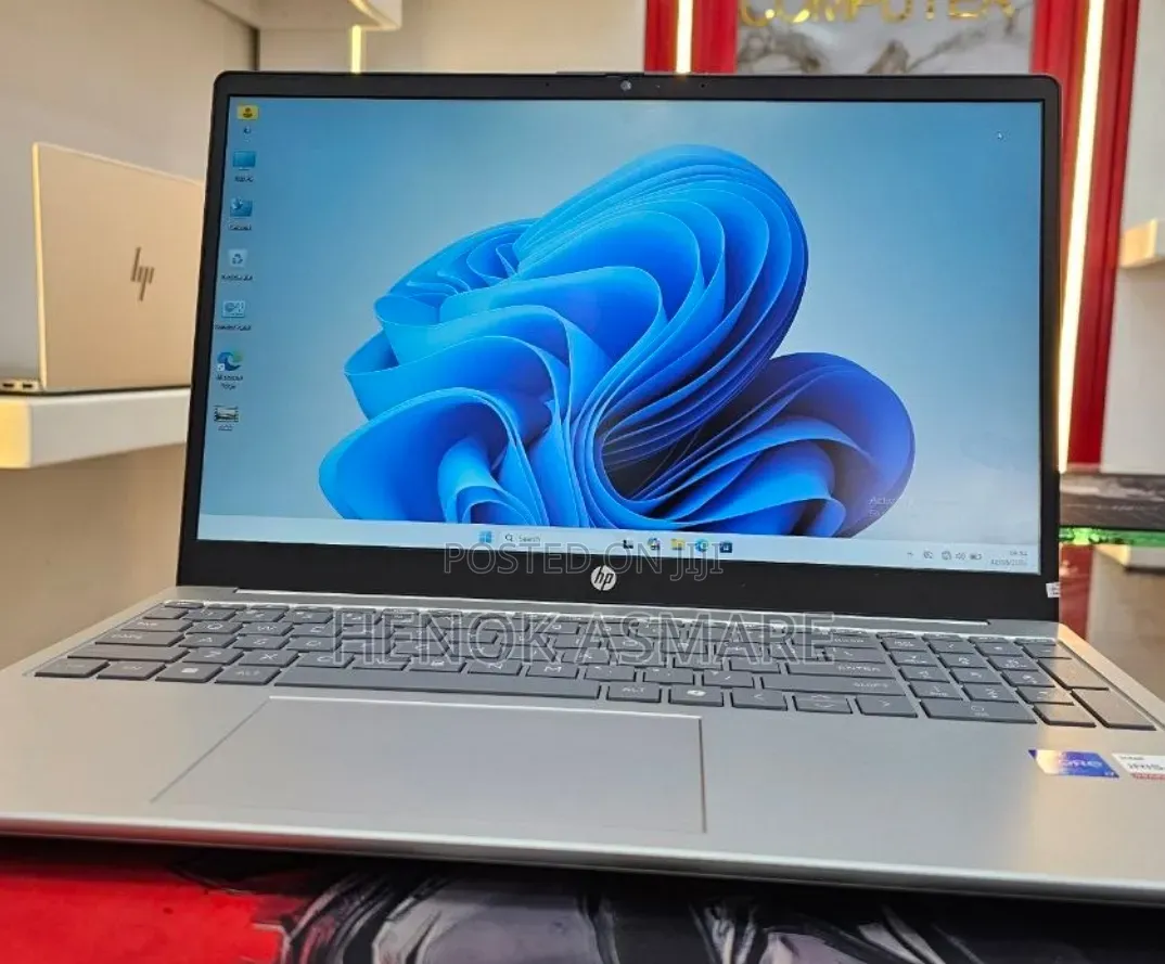 New Laptop HP Stream Notebook 16GB Intel Core i7 SSD 1T