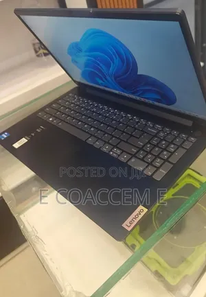 New Laptop Lenovo 8GB Intel Core i5 SSD 512GB